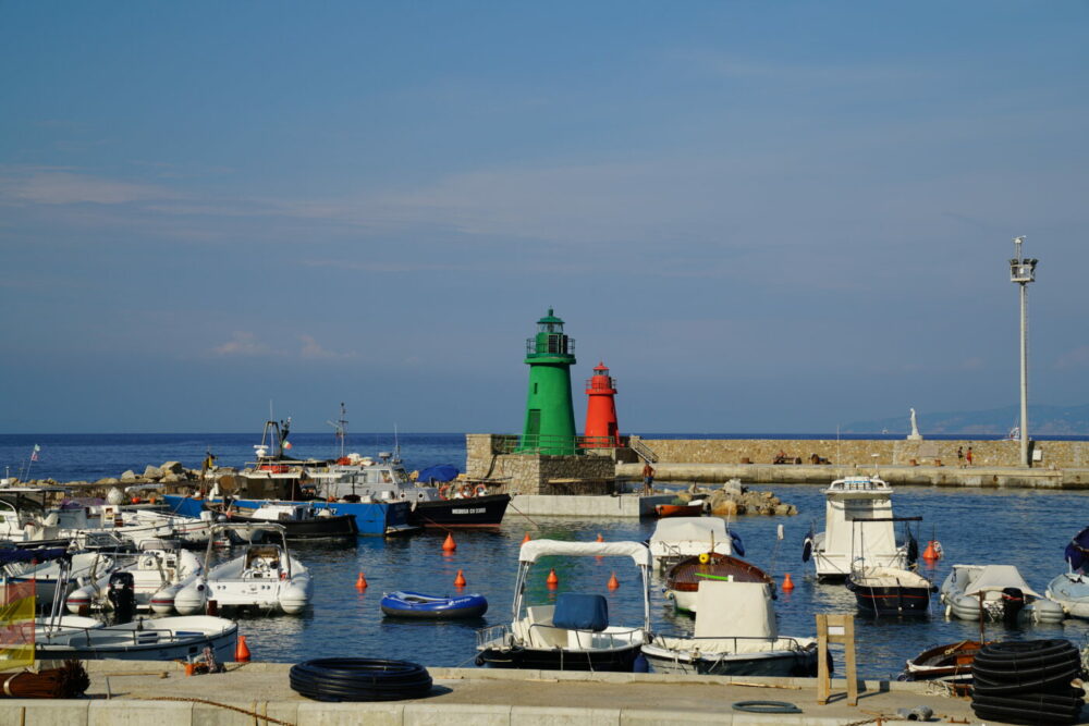 Giglio Hafeneinfahrt