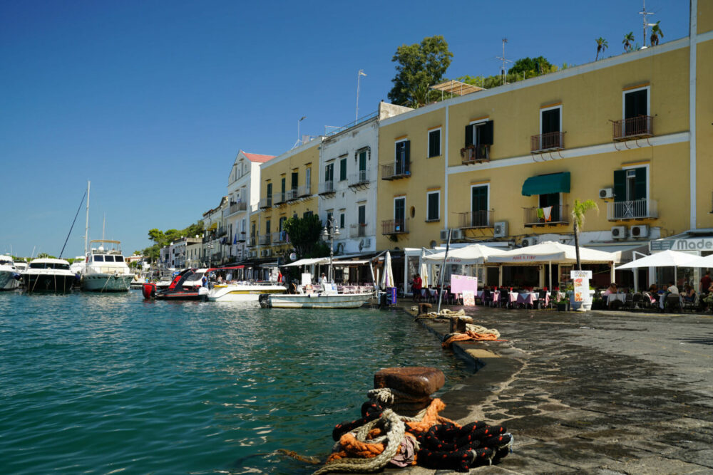 Ischia Kai Stadtmitte