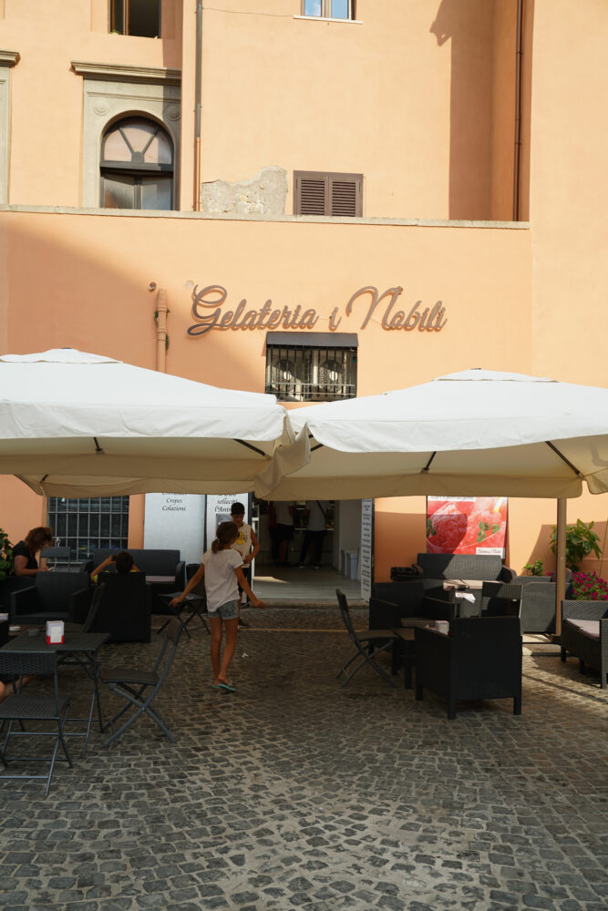 Nettuno Eisdiele Gelateria i Nobili