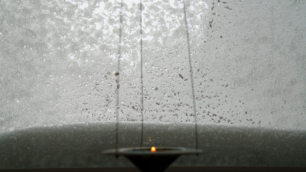 Schneeblick auf Fenster