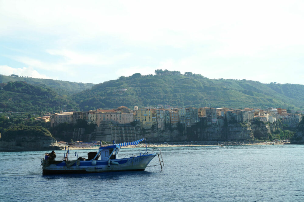 Fischerboot vor Tropea