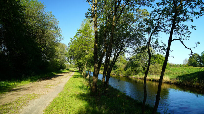 Spazierweg - Moorentwässerungskanal